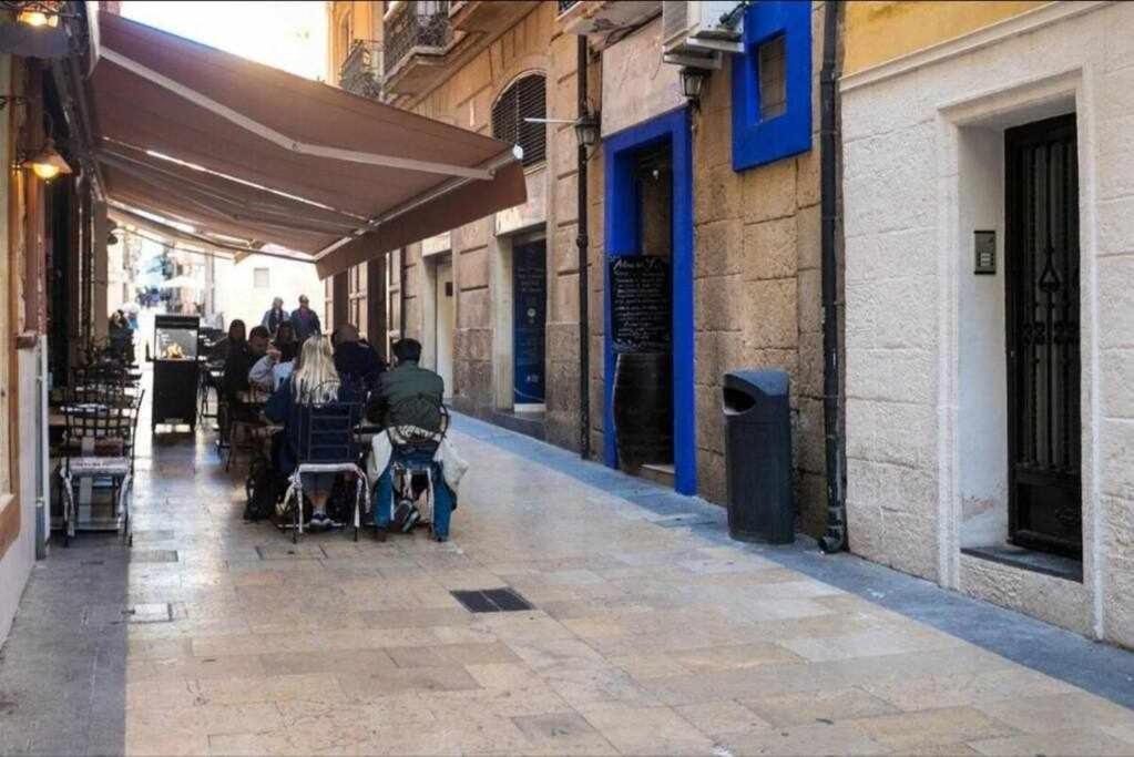 Ferienwohnung Casco Antiguo3 Minutos De La Playa Alicante Exterior foto