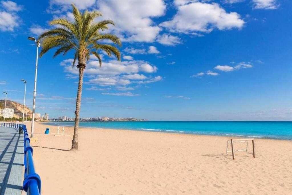 Ferienwohnung Casco Antiguo3 Minutos De La Playa Alicante Exterior foto